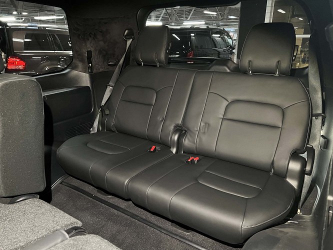3ий ряд сидений в Lexus LX570